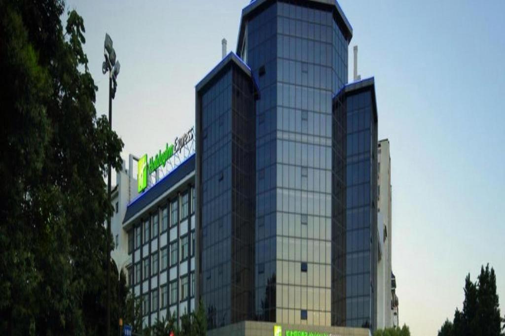 Holiday Inn Express Yangzhou City Center By Ihg Exterior photo